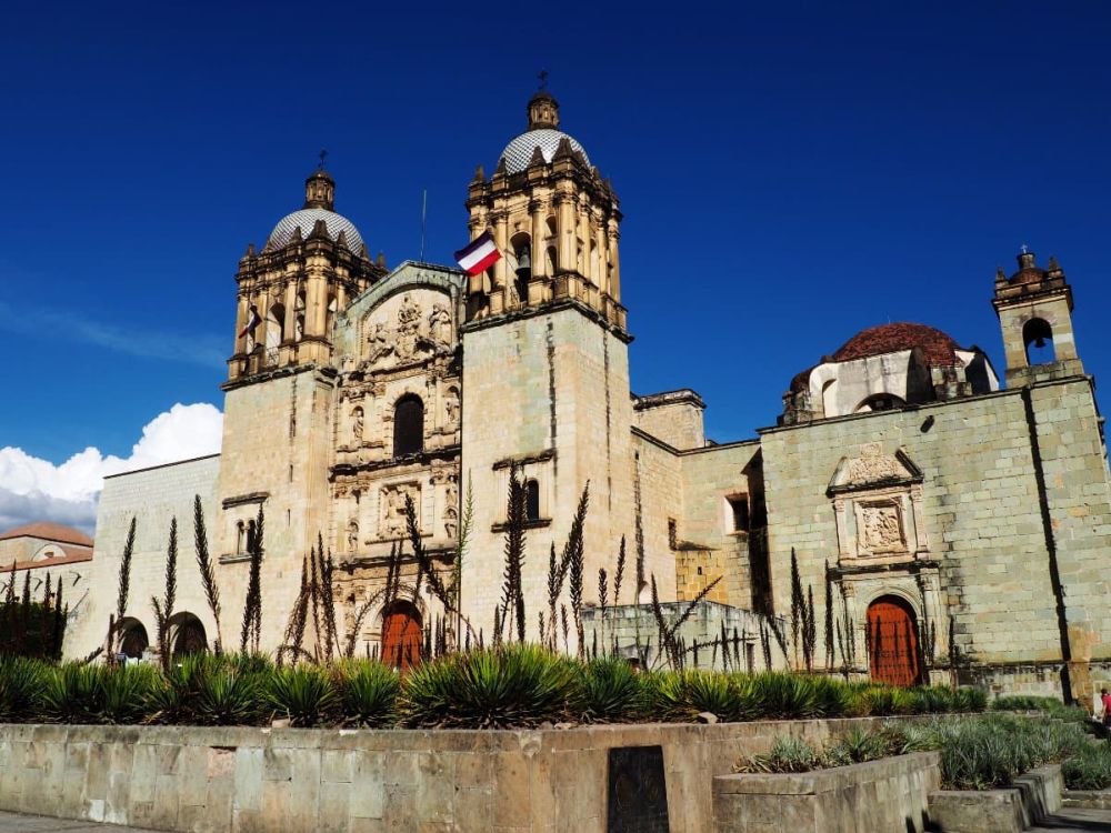 Baroque church in Oaxaca with two towers.